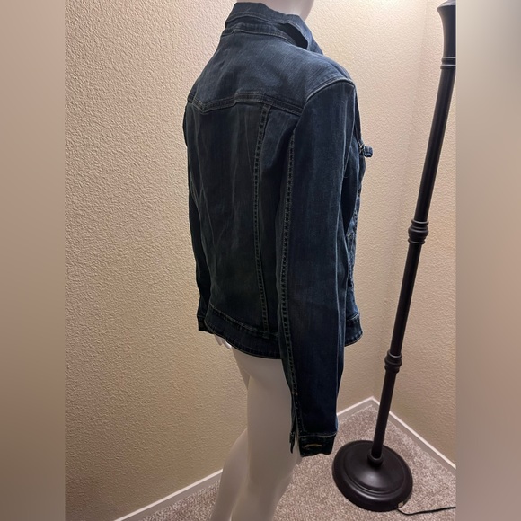 Levi Strauss & Co. Jean jacket size XL - Picture 9 of 9
